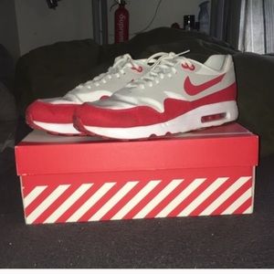 Do not buy. Saved for somebody.